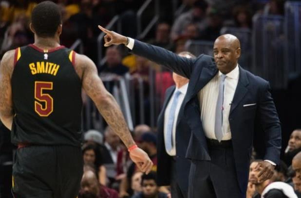 第二天一早 第二天一早