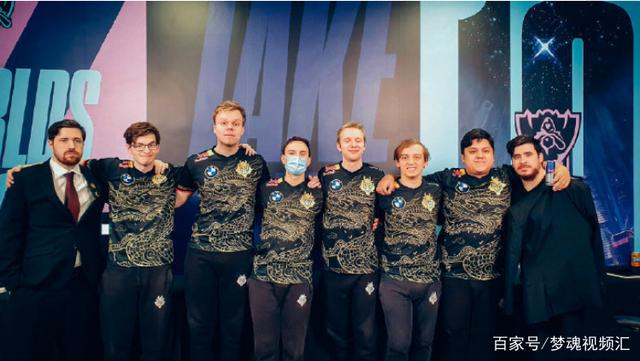 呐喊声此起 呐喊声此起