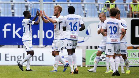 训练场馆的 训练场馆的